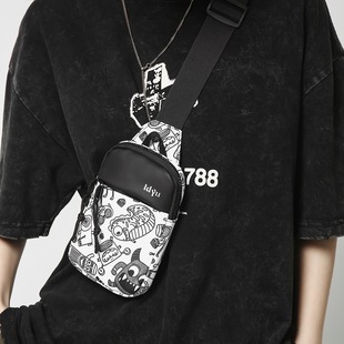 New Graffiti Mini Crossbody Bag Outdoor Sports Mobile Phone Chest Bag Men and Women Couple Satchel Contrast Color Mini Bag