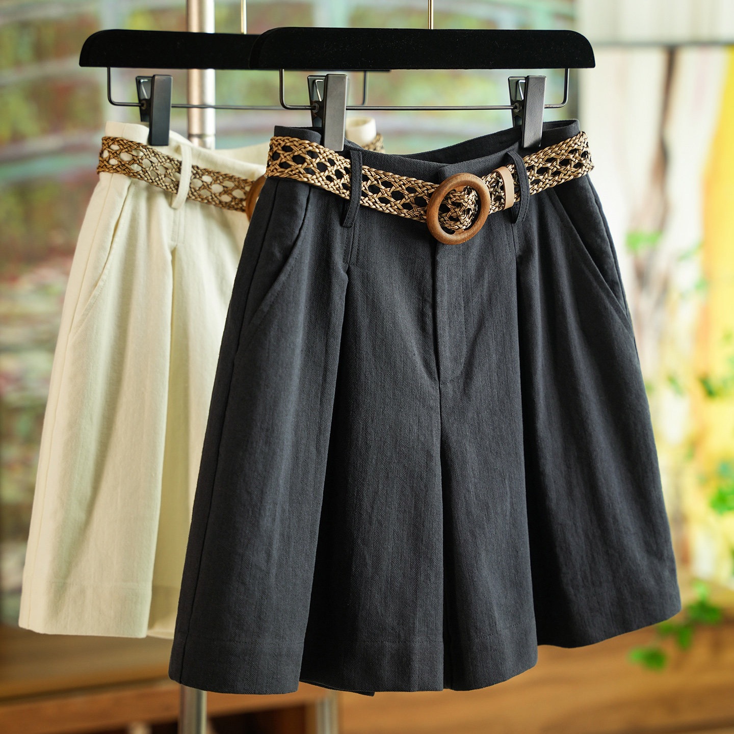 High-Waisted Cotton and Linen Slightly Wide-Leg Casual Shorts for Women, Versatile for Work and Summer 0429