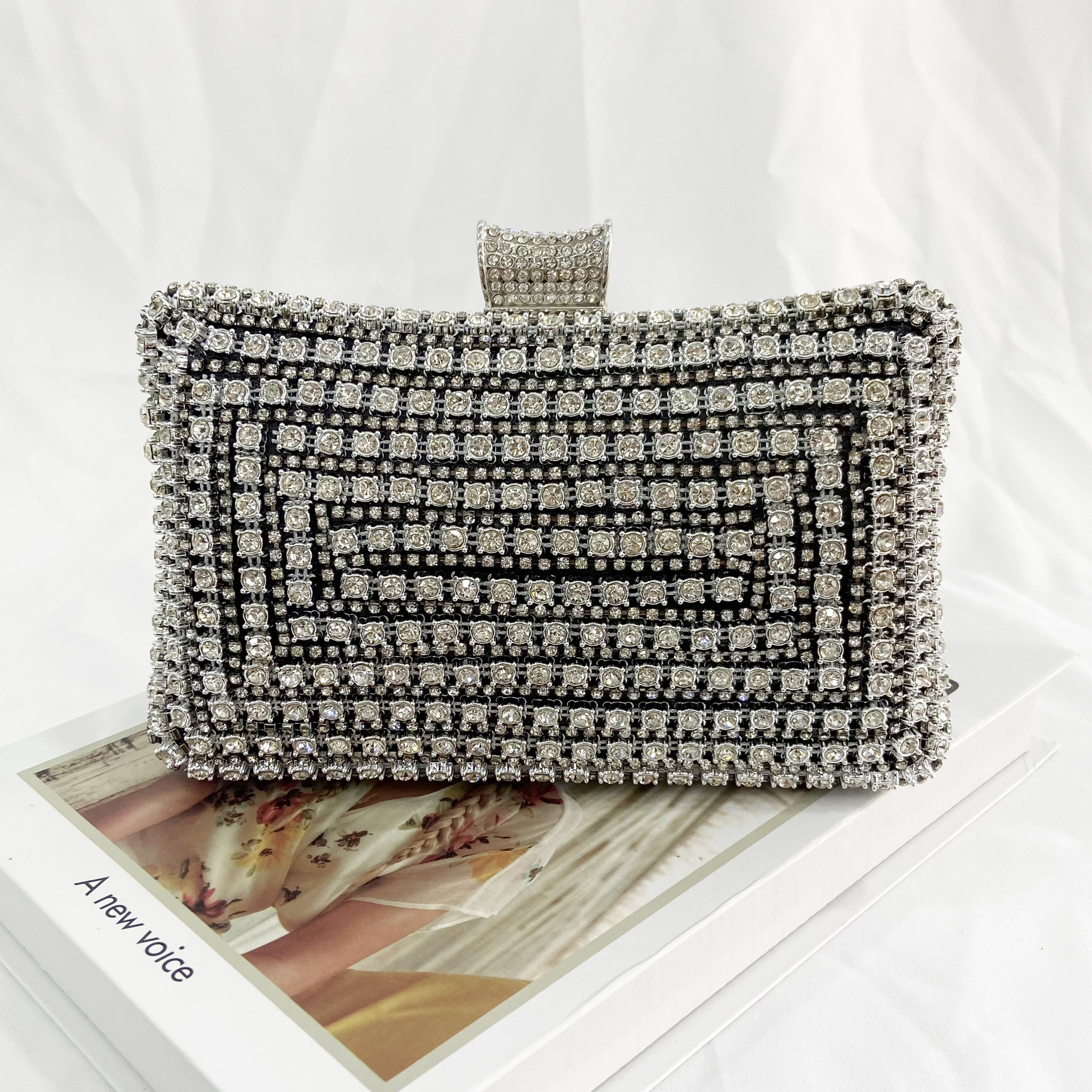 Billions of Handmade Diamond-encrusted Banquet Bag Foreign Trade Fashion Chain Portable Banquet Bag Celebrity Cheongsam Dress Diamond Bag