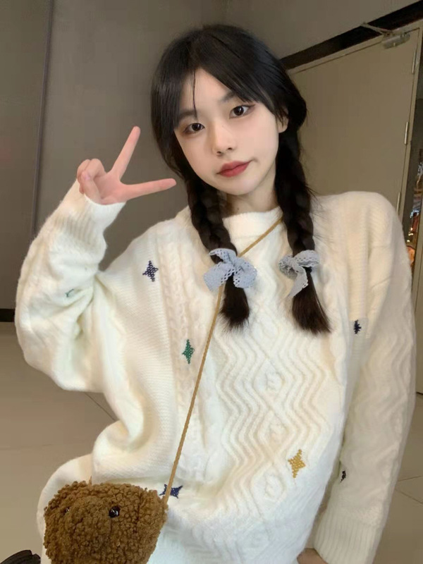 日系甜美可爱软糯毛衣女2025秋冬复古宽松设计感小众慵懒风针织衫|undefined