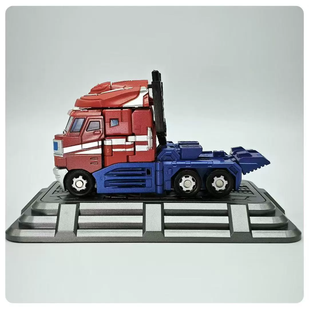 Классическая игрушка-робот Transformer в масляной цветовой гамме JD Classic Oil-Transport Transformer Robot Toy, коллекционная фигурка в классическом цвете