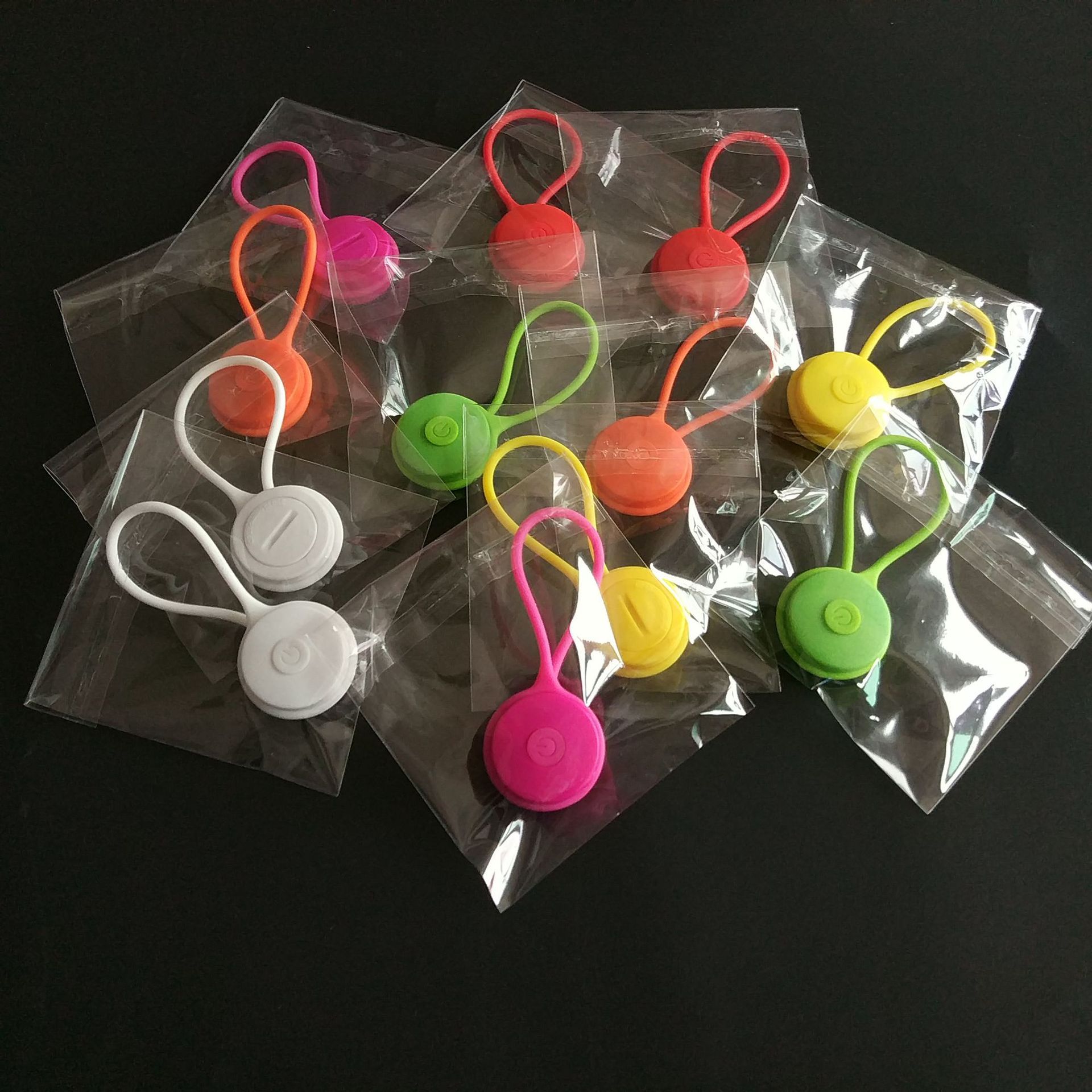 En stock mochila de silicona redonda luz de advertencia de seguridad para correr al aire libre luz colorida flash LED mochila redonda Luz