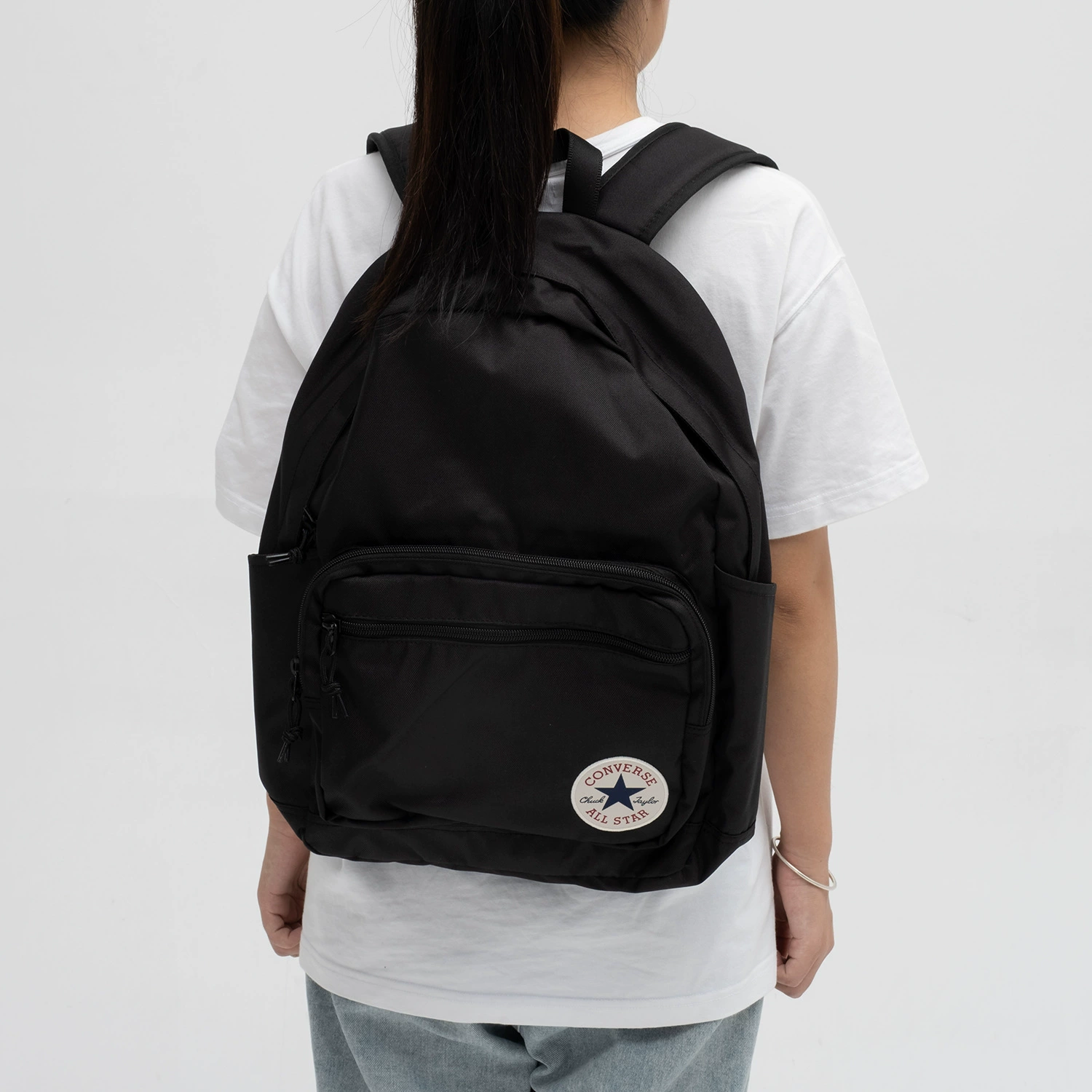 Universal converse for leisure, sports school bag for traveling, capacious backpack, simple and elegant design