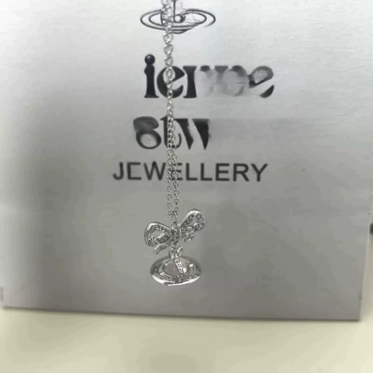 Three dimensional necklace with bow, cute chain for key bag , earrings, diamond encrusted, light luxury style, bright catchy style
