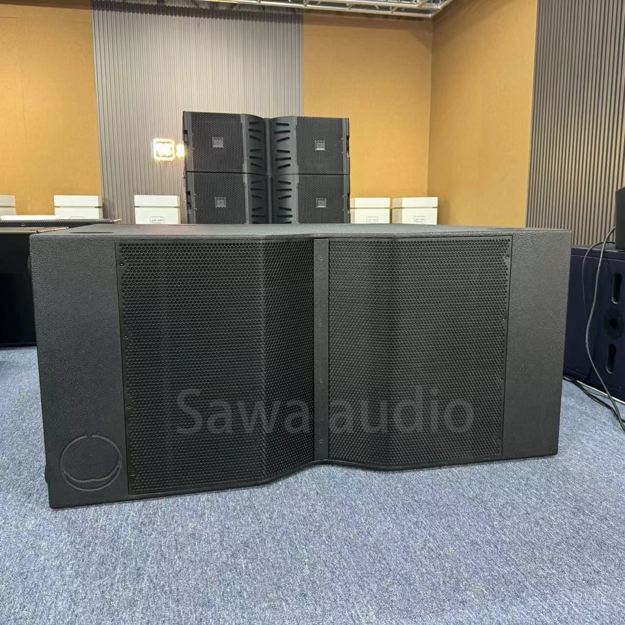 Doble 18 pulgadas subwoofer de alta potencia matriz lineal de sonido escenario sonido profesional al aire libre rendimiento de concierto altavoces de bar