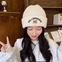 新款秋冬帽子女时尚百搭刺绣小熊针织帽加绒加厚套头帽防寒保暖帽