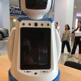 Jiang Zhi Desktop 8-inch Vertical Screen Vertical Screen Pension Accompanying Health Care Robot JZR580300