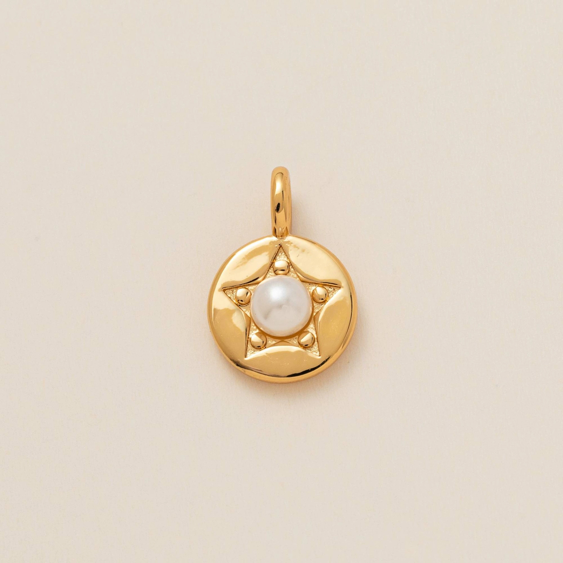 4g Weight 0.03µm Gold Plating Thickness PVD Coated Gold Plating Process Pendant, Chain Jewelry Making Type About 20mm Jewelry Making Size 18K Real Gold Plated Plating Material Paperclip Chain, cable chain, snake chain Chain Type 1 Piece Quantity 304 Stainless Steel Material Geometric Pattern IG Style, Elegant Style Plating Craft 1 Piece About 20mm 304 Stainless Steel Geometric Pendant Chain Jewelry Accessories 10