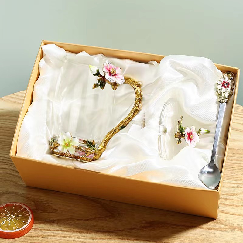 Esmalte taza de agua de color flor creativa taza de té taza de jugo taza de vidrio de cristal resistente al calor taza de café taza de pareja de gama alta regalo de la taza