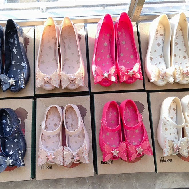 Мэй Ша та же женщина с мелким ртом рыбьи сандалии банты сладкие замороженные туфли нескользкие пляжные туфли родитель-ребенок летом