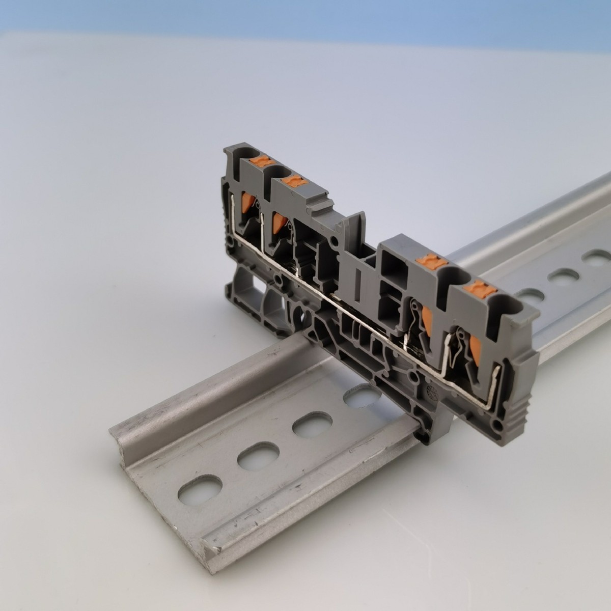 上海雷普直插式弹簧端子一进二出JPT2.5-TW 品牌授权代理