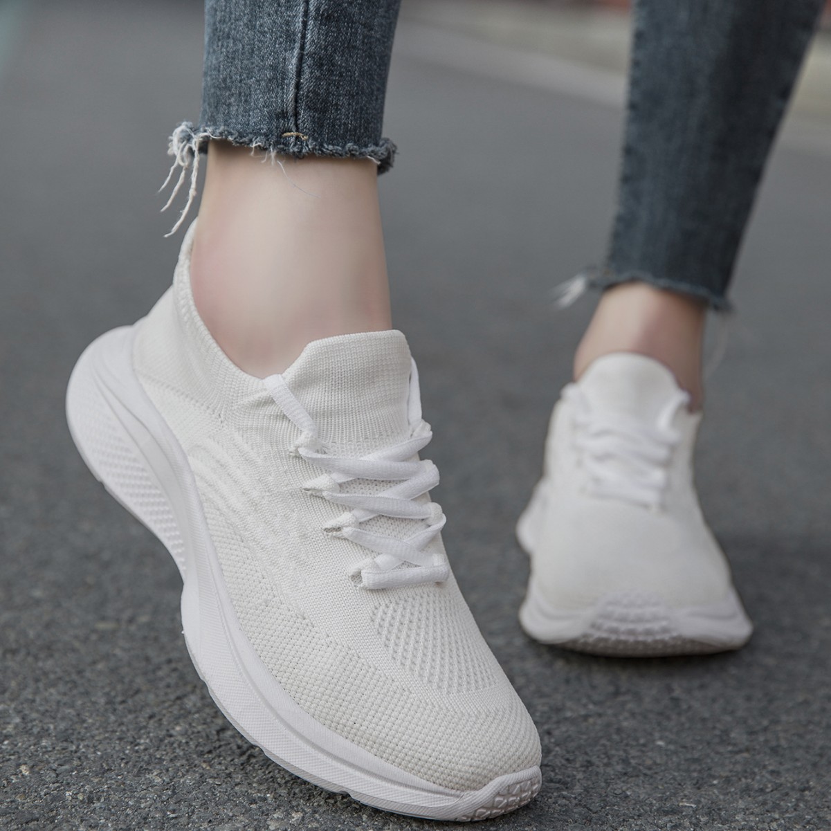 8118宽底女鞋飞织跑步鞋运动鞋春夏网布面跨境健步鞋轻便透气