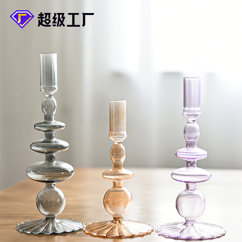 Creativo de estilo europeo candelabro de cristal de color decoración del hogar Accesorios de tiro de boda candelabro retro fábrica al por mayor
