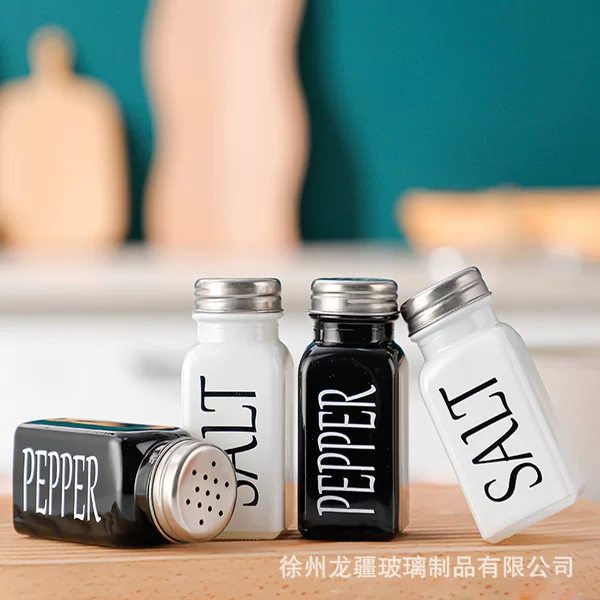 Square Glass Salt and Pepper Shaker Amazon 80ml Kitchen Western Restaurant Black and White Glass Seasoning Bottle Barbecue Seasoning Bottle