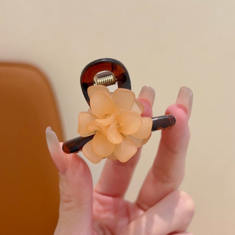 Clips de agarre de flores tridimensionales para niños lindos clips de cabello de mitad de frangeo 2024 nueva tarjeta de cabello de niña pequeña clips lateral