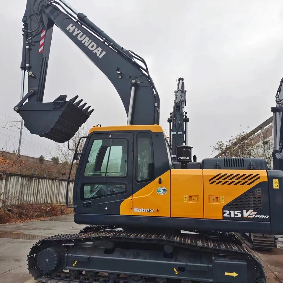 Excavadora de exportación de 20 toneladas, despacho de aduanas Komatsu 200 SanY205 Carter320 excavadora moderna 225