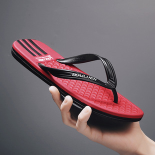 Summer beach shoes flip-flops men's wholesale clip-on fashion outerwear slippers men's summer Korean style pvc sandals