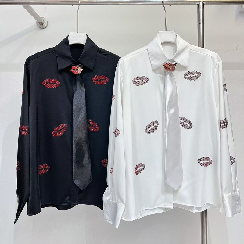European-style heavy-duty unique heart and lips tie long-sleeve shirt for women, new Polo cardigan top, loose fit European-style heavy-duty unique heart and lips tie long-sleeve shirt for women, new Polo cardigan top, loose fit