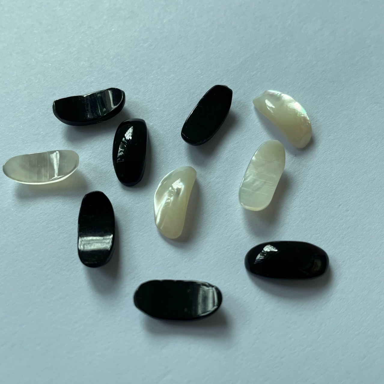Spot wholesale black agate arch bridge white shell ring surface bridge shape semi-finished bare stone