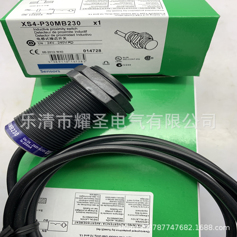 M30 带线 XS4P30NA340 XS4P30PA340 XS4-P30PA340 XS4-P30PB340