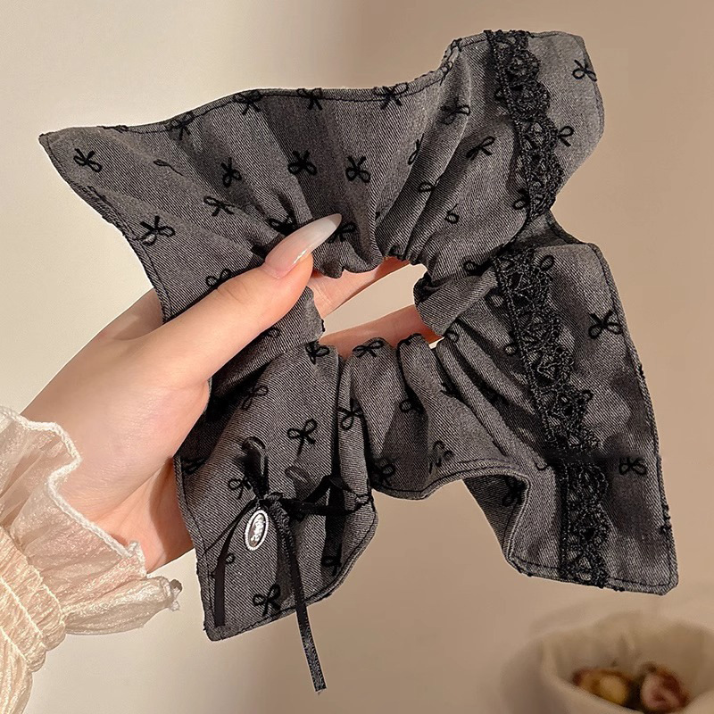 7# Bow gray square scarf 20cm