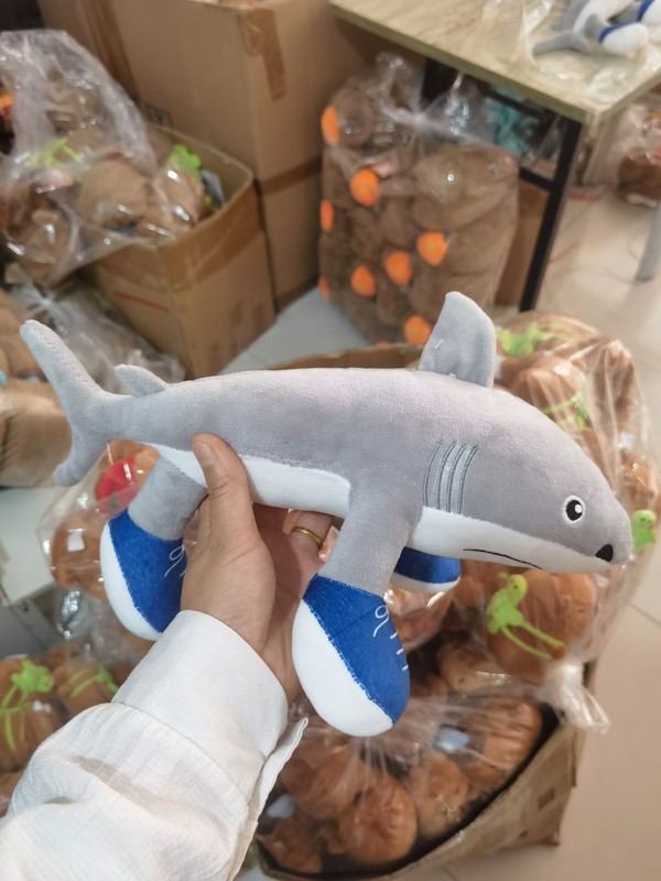 国境を越えた新製品tungtungsahur Shark AI American Mountain and Sea Classicsパロディーぬいぐるみ人形在庫あり|undefined