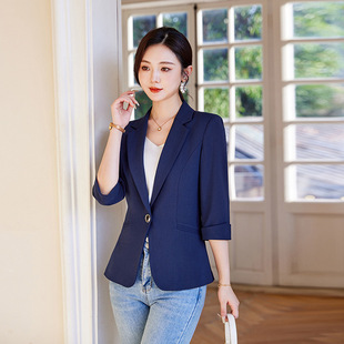 �\�GɫС���b����Ů�ļ�2025�¿���|�������e�߷��䱡����������