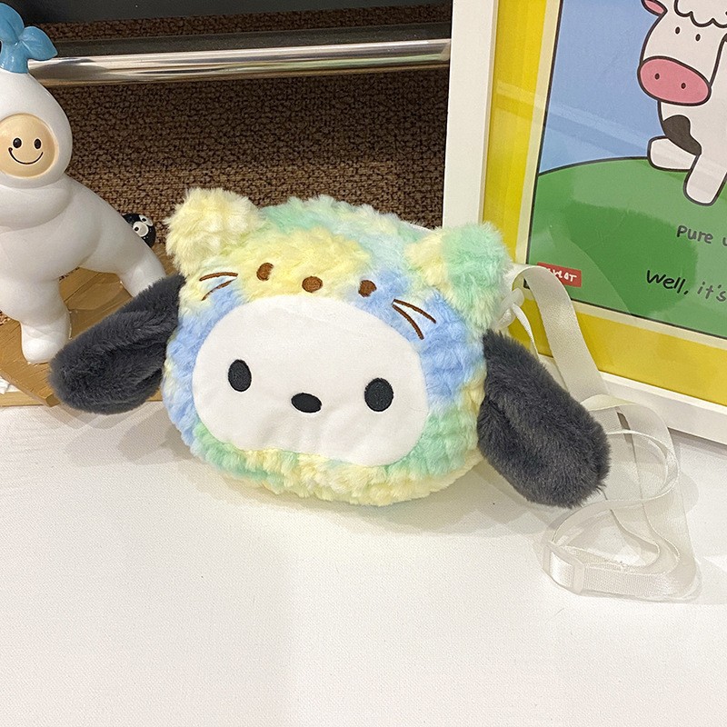 Venta al por mayor de fábrica bolsa de felpa juguete bolsa de mensajero Kulomi peluche de oso de fresa bolso japonés Sanrio