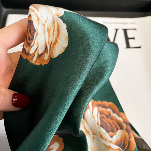  Temperament silk square scarf for women, spring, autumn and summer mulberry silk decorative scarf with shirt scarf gauze scarf