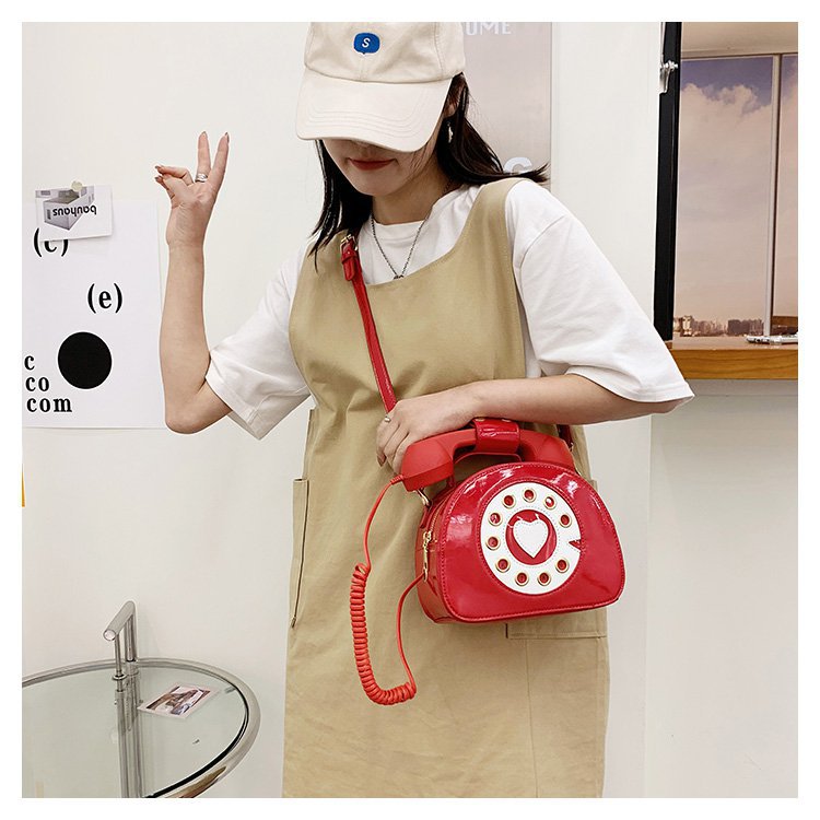504g Weight Polyester Lining Material Zipper Closure Type Single Shoulder Strap Strap Type Circle Bag Bags Type Pu Leather Material Solid Color Pattern Vintage Style Style Round Shape Rose Red, White, Pink, Purple, Red, Yellow, Black Color Medium Size Medium Pu Leather Vintage Style Circle Bag 58