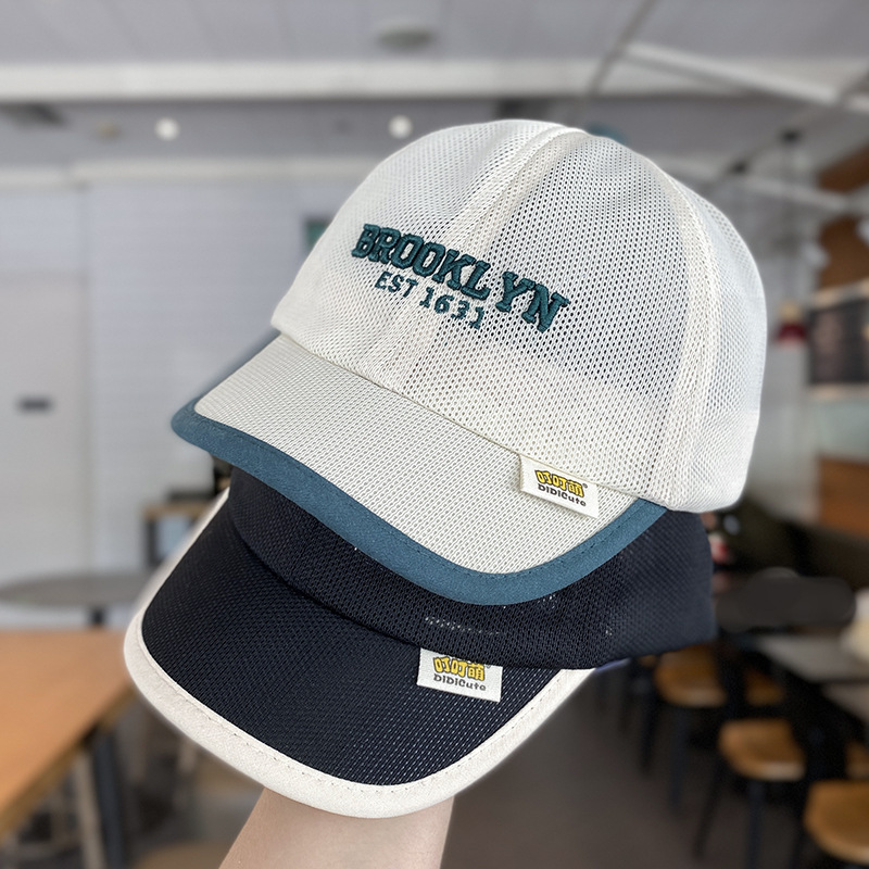 Gorra de Béisbol con Malla para Niños de Mezcla de Algodón, Transpirable y Protección Solar