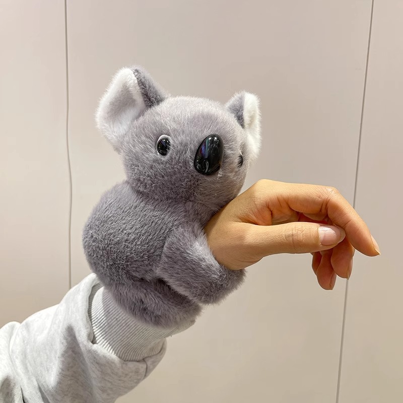 Muñeca de peluche de carpincho (Kapibara) - Pulsera de muñeca con títere de mano - Juguete de peluche suave