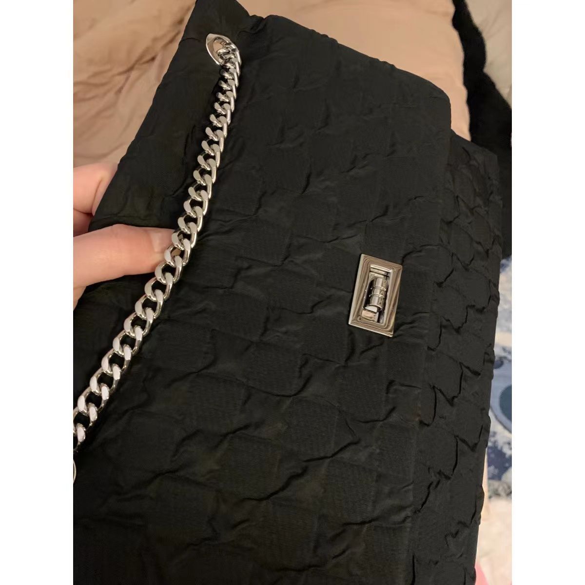 Borsa a spalla elegante a quadri con catena per donna capiente_voghion.com