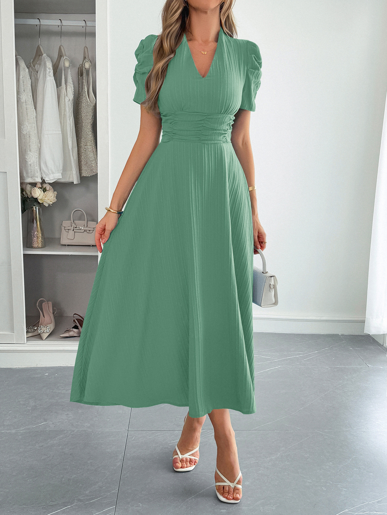 Women's Sheath Dress Elegant Classic Style V Neck Short Sleeve Solid Color Midi Dress Casual Daily display picture 2