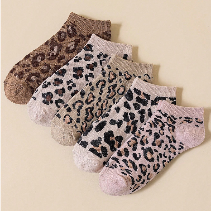 Nuevo estilo coreano retrógrado leopardo calcetines de verano para mujeres respirables calcetines casuales delgadas al por mayor