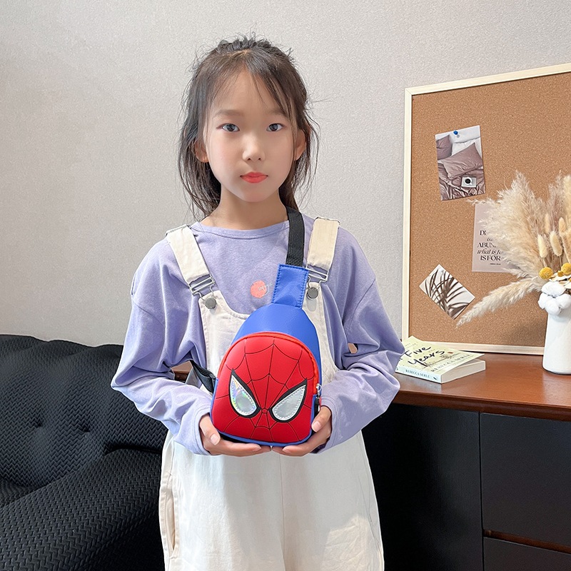 Cartoon Anime Bolso de pecho para niños y niñas Araña fresca de moda Bolso de mensajero para niños guapos Viajes al aire libre Monedero para niños