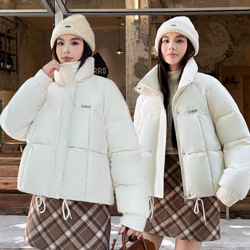 2025 nueva moda de invierno de alta gama de diseño de hombre pequeño abrigo de abrigo de abrigo
