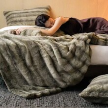 MITA 高奢400g雪绒兔貂冬季保暖加厚毛毯 卧室沙发午睡毯盖毯毯子