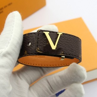Europe and the United States foreign trade cross-border donkey home V-shaped bracelet foreign trade leather bracelet presbyted plaid stripe bracelet factory direct sales