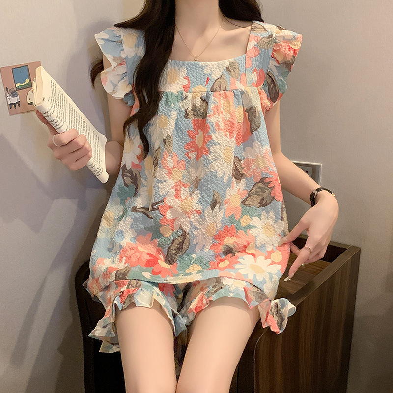 Factory wholesale pajamas women's summer 2025 new small fly sleeve wrinkled cloth sweet wind floral home clothes two-piece suit