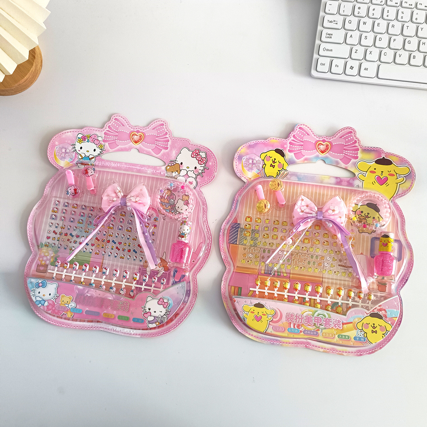 Caricatura portátil de niños parches de uñas cuerdas de cabello pulseras esmalte de uñas regalos para niñas vestidos conjunto completo de manicuras