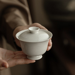 草木灰古泥雲舒蓋碗の工夫茶道具は宋高足手に似せてお茶を入れます。