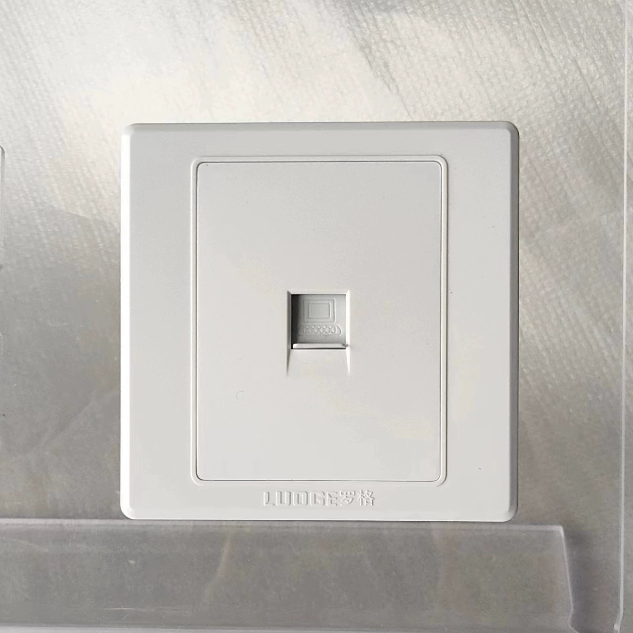 Luoge Wall Ultra-Thin Switch Panel - Lightweight, Multi-Config Electrical Socket Box with Light