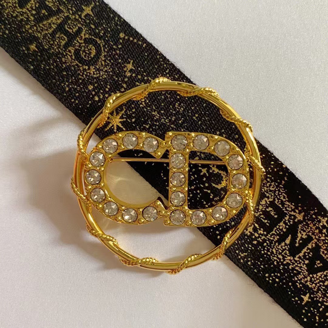 Dijia/Djia Popular Brooch Series Cd Letter High-End Brass Women's Light Luxury High-End Feel Wholesale Badge
