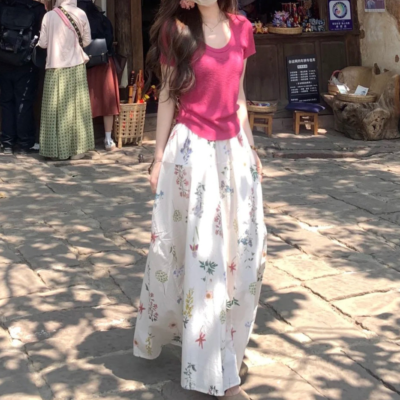 Qian 2025 Sweet French Rose Pink Top Short-sleeved Unique Design Floral Half-length Dress