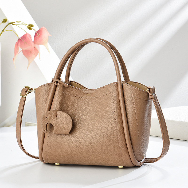 2025 nuevo bolso de mano simple bolso de mochila casual de moda versátil bolso de brazo de hombro bolsas transfronterizas