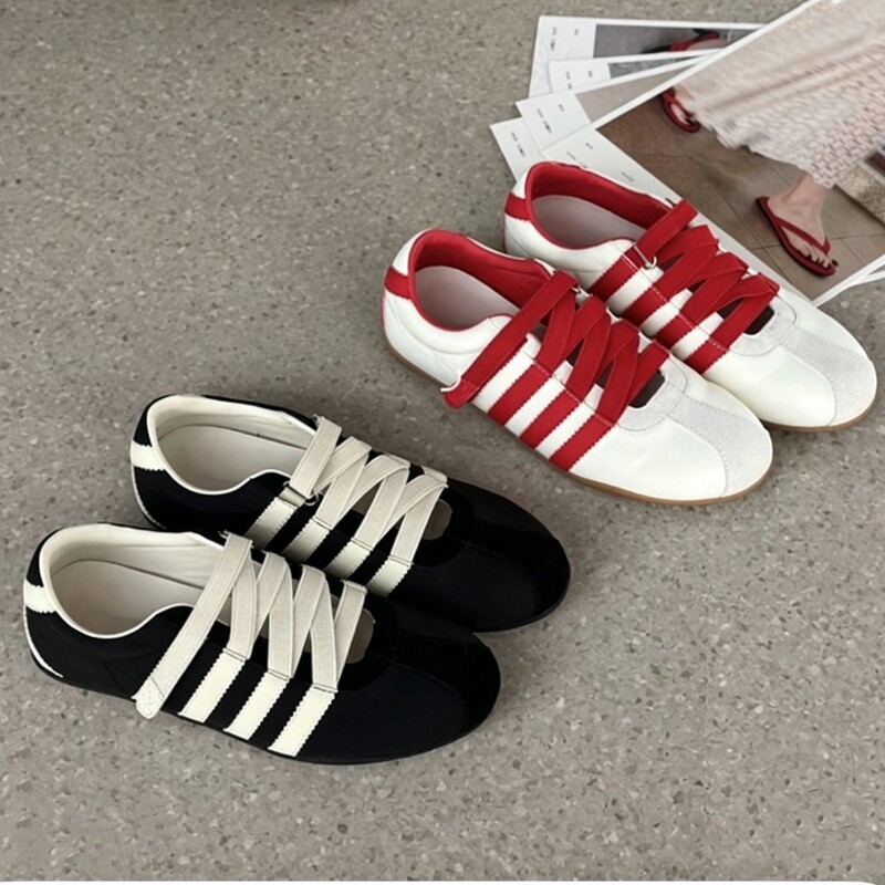 Three-Stripe Velcro German Training Shoes for Women, 2026 Summer New Style, Lace-Up Flat Non-Slip Versatile Sports Casual White Shoes