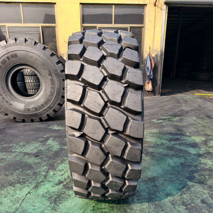 23.5R25 Loader Tire 23.5R25 Mining Forklift Tire Full Steel Wire Vacuum E4 Pattern Engineering Tire