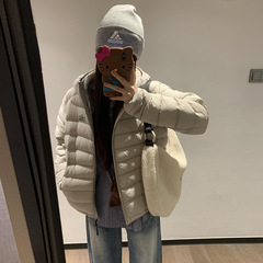 连帽轻便90白鸭绒排骨款羽绒服女短款2025冬新款时尚修身保暖外套