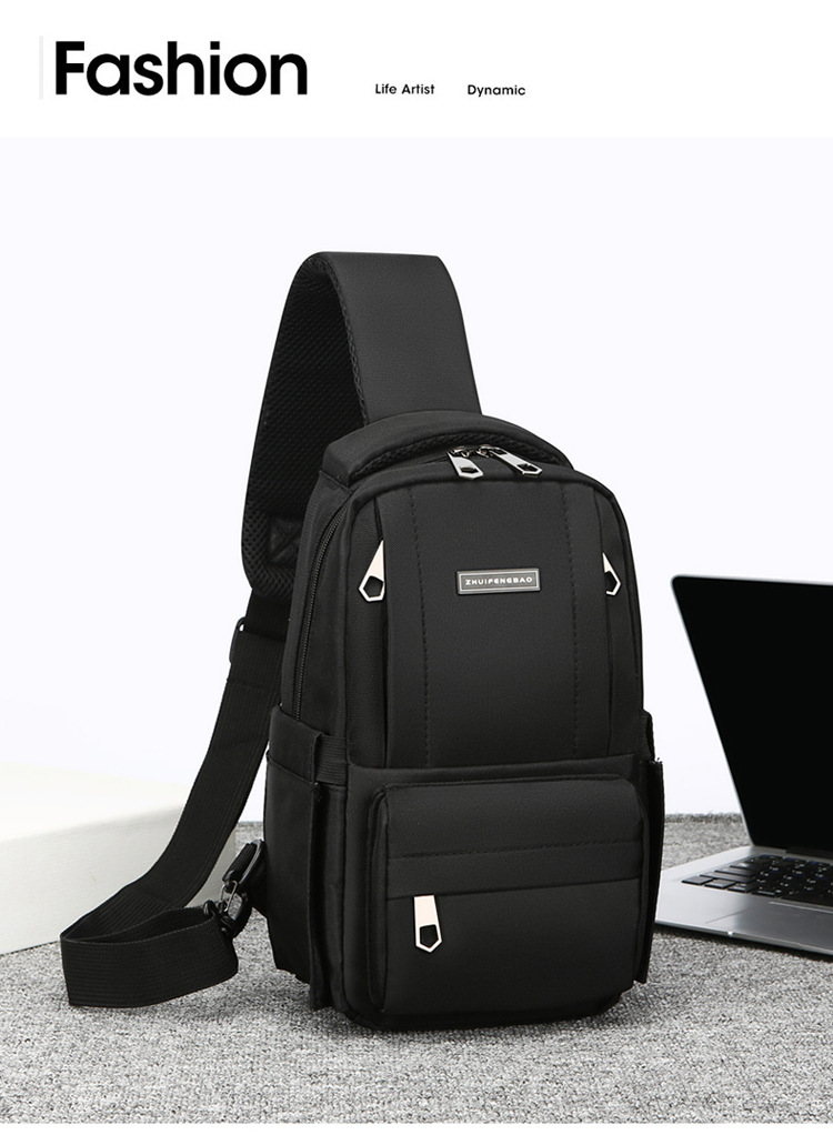 2024 New men's chest bag, trendy casual single-shoulder bag, cross-border water-resistant crossbody bag, USB rechargeable men's bag undefined